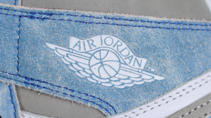 Air Jordan 1 High OG “Hyper Royal” Replica 5