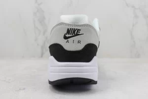 Nike Air Max 1 'Black & White'