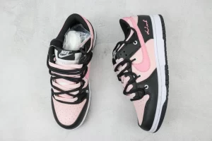 Nike SB Dunk Low Black Pink