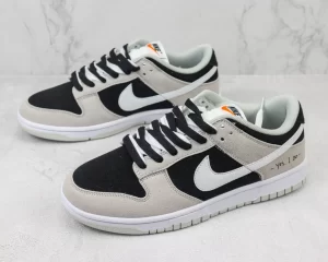 Nike SB Dunk Low Sneaker