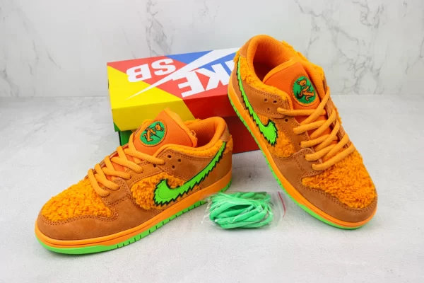 Nike Grateful Dead x Dunk Low SB Bear