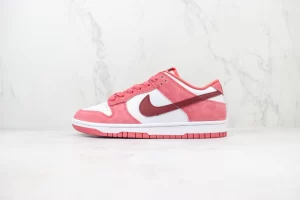 Nike SB Dunk Low