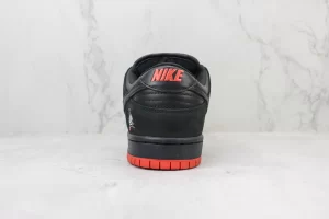 Nike SB Dunk Low Black Pigeon