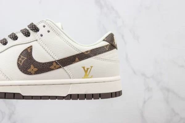 Nike SB Dunk Low x LV