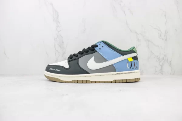 Nike SB Dunk “The Beatles”