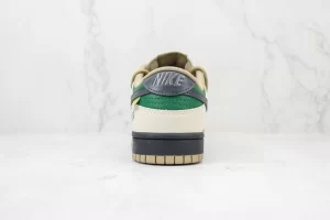 Nike Sb Dunk Chrismast Tree