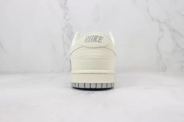 Nike SB Dunk Low Sneaker