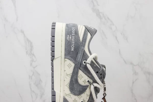 Nike SB Dunk Low x LV