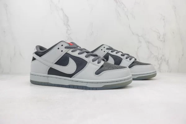 Nike SB Dunk Low Atlas