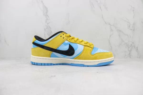 The Powerpuff Girls x NK SB Dunk Low