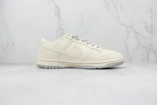 Nike SB Dunk Low Sneaker