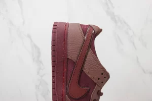 Nike SB Dunk Low Premium Valentine’s Day